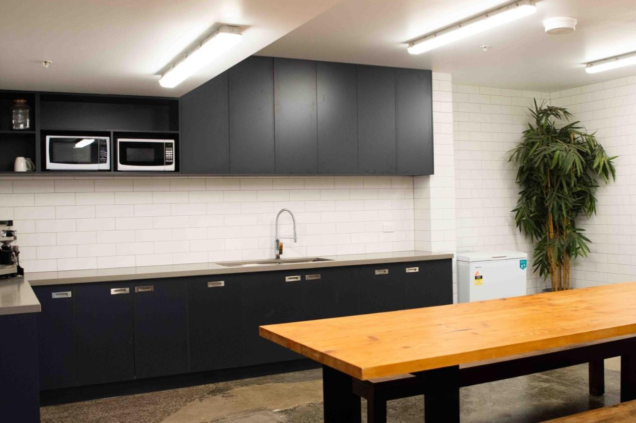 Bayside House Hostel Melbourne Buitenkant foto